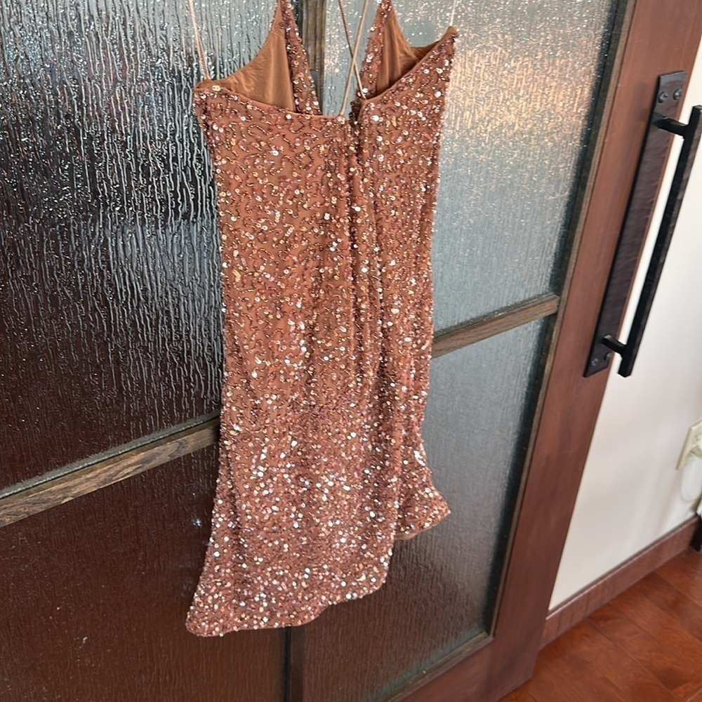 Retrofête Mich Mini Dress in size Medium NWT Event dress. - Picture 9 of 9